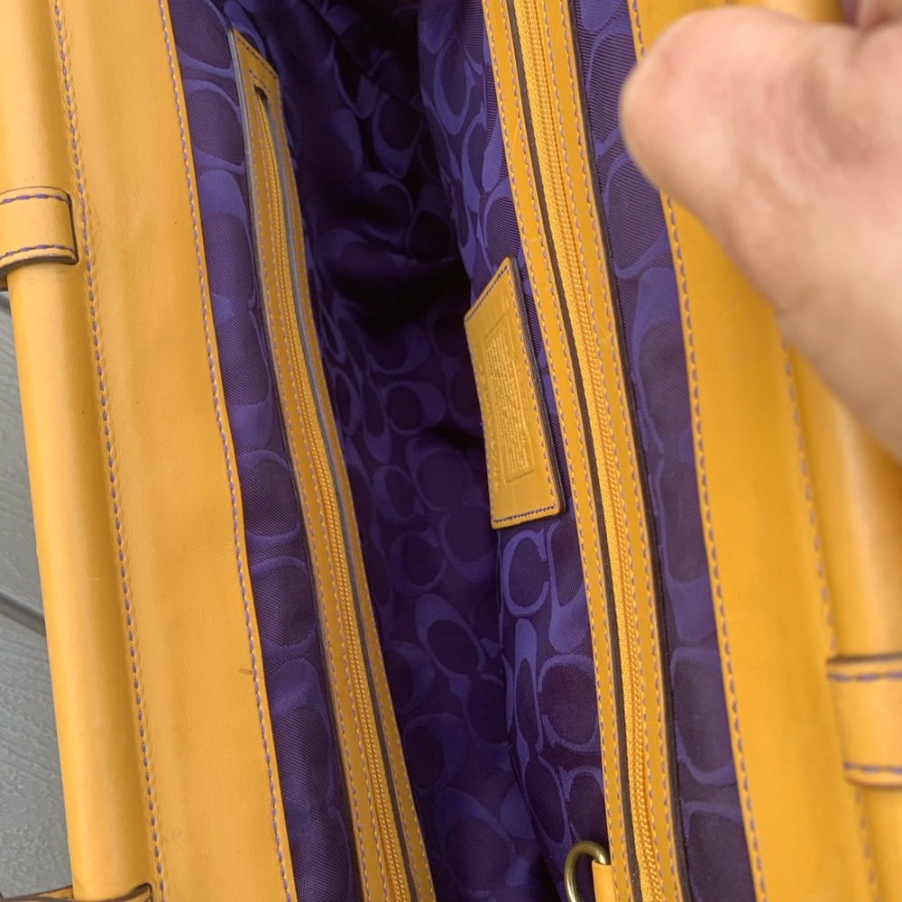 Vintage COACH purse mustard yellow Satchel handbag-shoulder bag E043-9749 - Picture 16 of 16